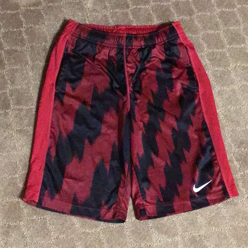 KIDS NIKE ATHLETIC SHORTS